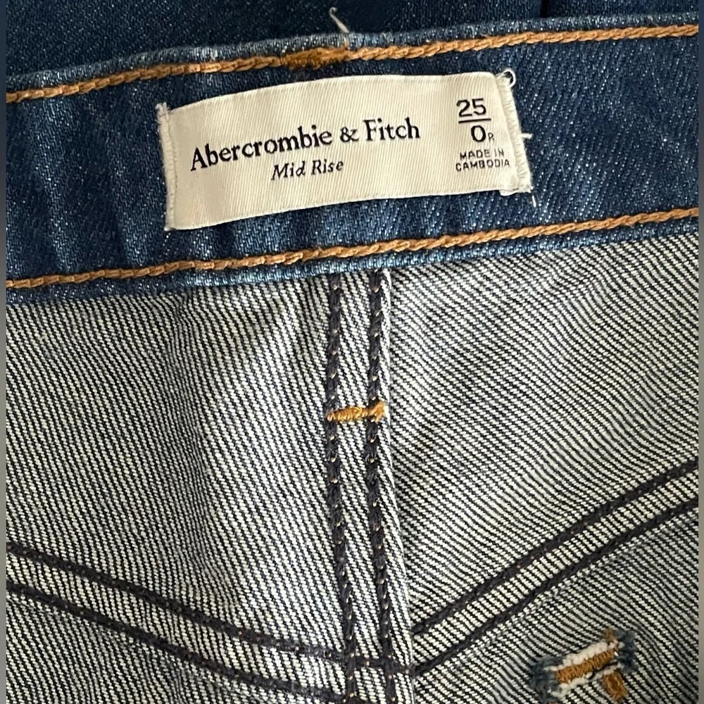 A&F - Picture 10 of 10